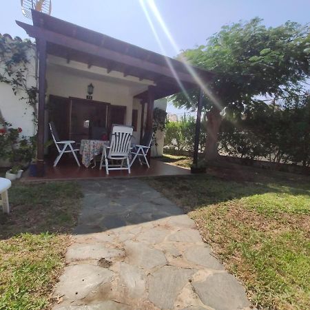 2 Bedroom Bungalow Next Yumbo Center. Free Parking بلايا ديل إنغلز المظهر الخارجي الصورة