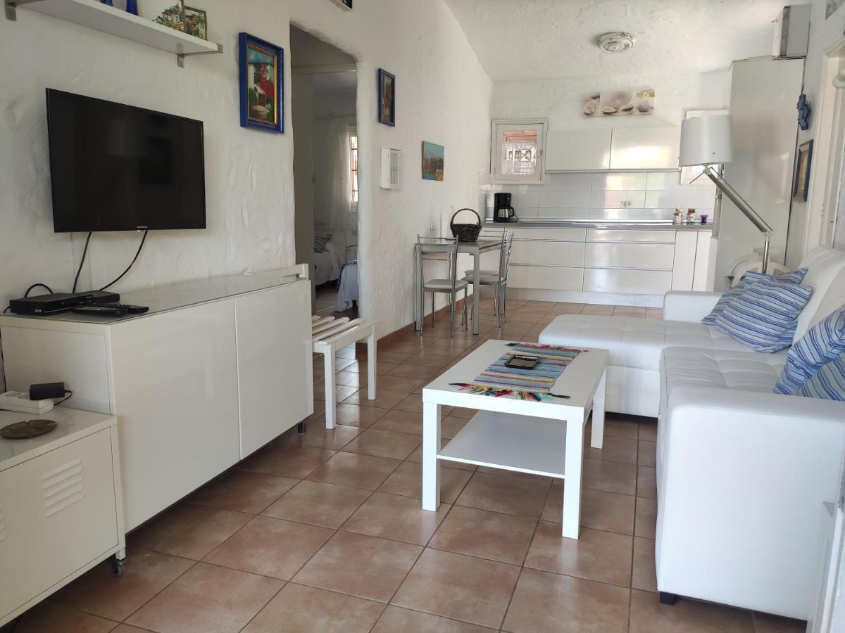 2 Bedroom Bungalow Next Yumbo Center. Free Parking بلايا ديل إنغلز المظهر الخارجي الصورة
